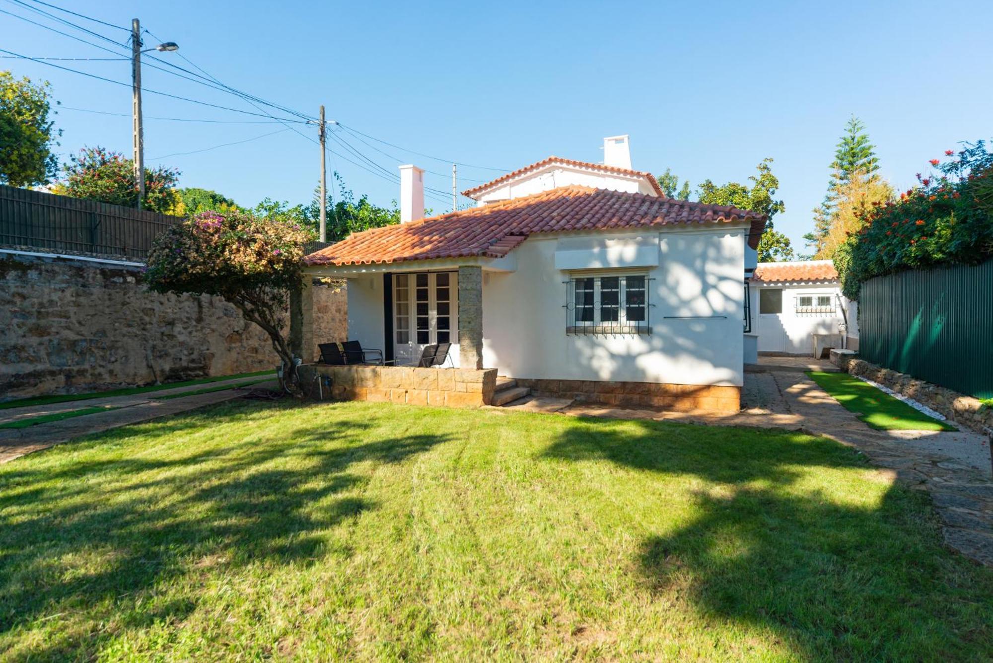 4-Bedroom House In Cascais, Near Guincho Beach Esterno foto