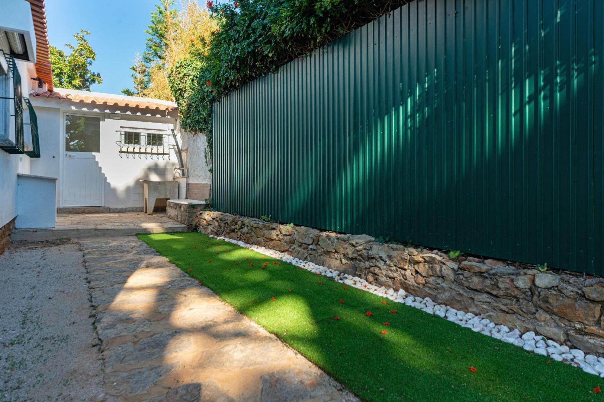 4-Bedroom House In Cascais, Near Guincho Beach Esterno foto